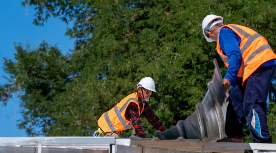 Expert flood damage restoration services in Racine, OH
